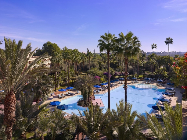 Imagen de la piscina del Hotel Le Meridien N'fis. Foto 15