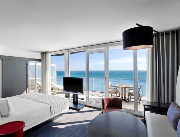 Imagen de la habitación del Hotel Le Meridien Nice. Foto 8