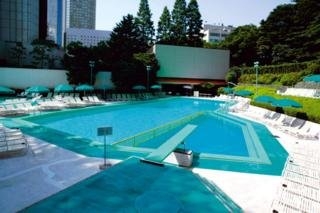 Imagen de la piscina del Hotel Le Meridien Pacific. Foto 4