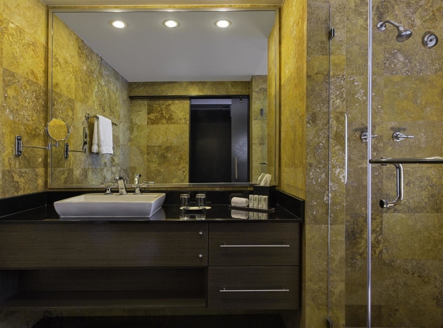 Imagen de la habitación del Hotel Le Meridien Panama. Foto 8