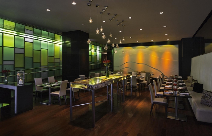 Imagen del bar/restaurante del Hotel Le Meridien Panama. Foto 6