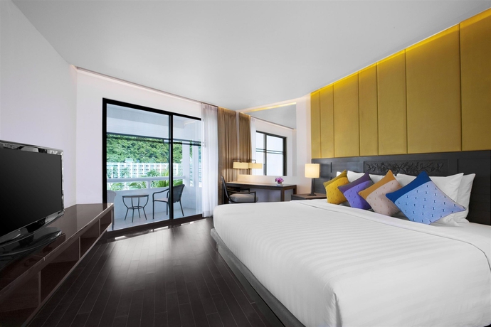 Imagen de la habitación del Hotel Le Meridien Phuket Beach Resort. Foto 6
