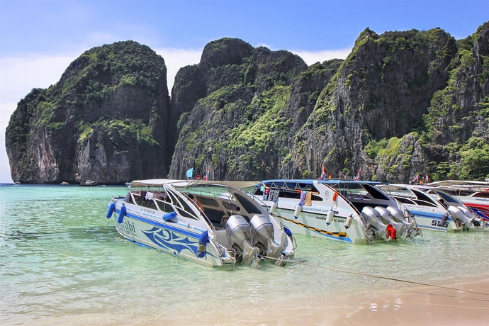 Imagen de los exteriores del Hotel Le Meridien Phuket Beach Resort. Foto 14