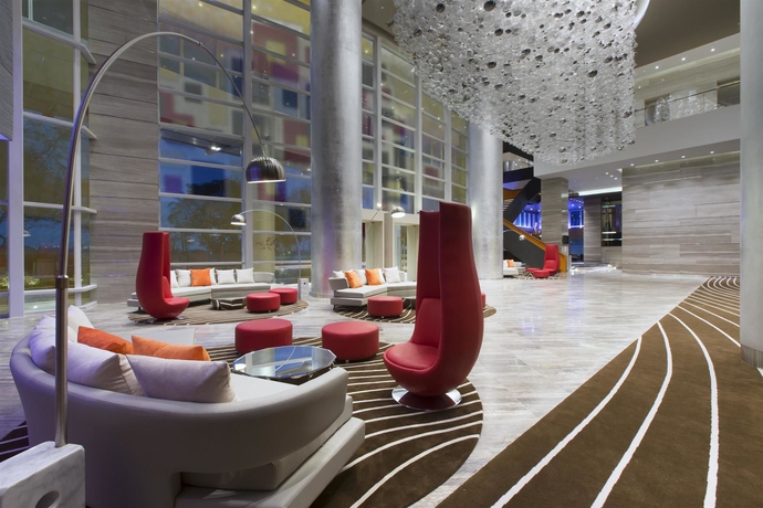 Imagen de los interiores del Hotel Le Meridien Saigon. Foto 11