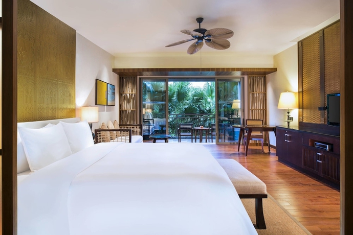Imagen de la habitación del Hotel Le Meridien Shimei Bay Beach Resort and Spa. Foto 9