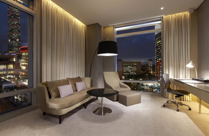 Imagen de la habitación del Hotel Le Meridien Taipei. Foto 10