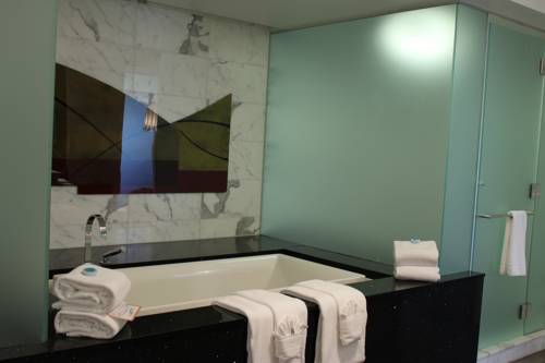 Imagen de la habitación del Hotel Le Merigot. Foto 7