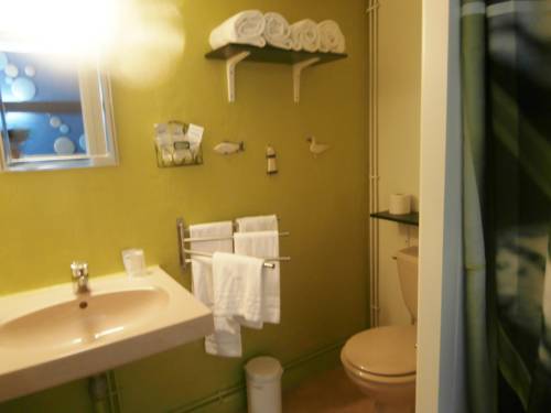 Imagen de la habitación del Hotel Le Merle Blanc. Foto 9