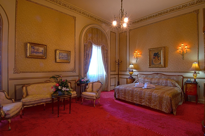 Imagen de la habitación del Hotel Le Metropole Luxury Heritage Since 1902 By Paradise Inn Group. Foto 9