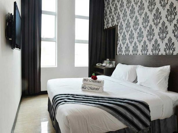 Imagen de la habitación del Hotel Le Metrotel. Foto 8