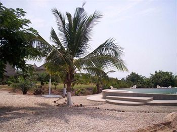 Imagen de los exteriores del Hotel Le Mirage. Foto 8