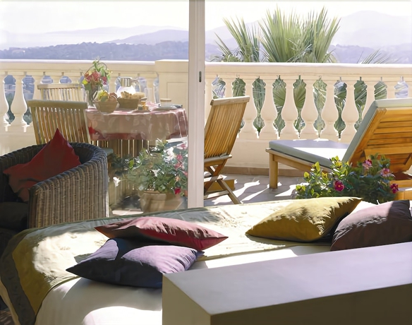 Imagen de la habitación del Hotel Le Mirage, LE LAVANDOU. Foto 10