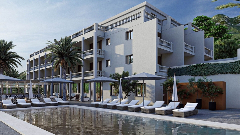 Imagen de la piscina del Hotel Le Mirage, LE LAVANDOU. Foto 17