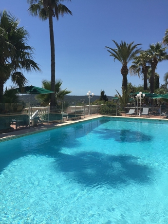Imagen de la piscina del Hotel Le Mirage, LE LAVANDOU. Foto 19