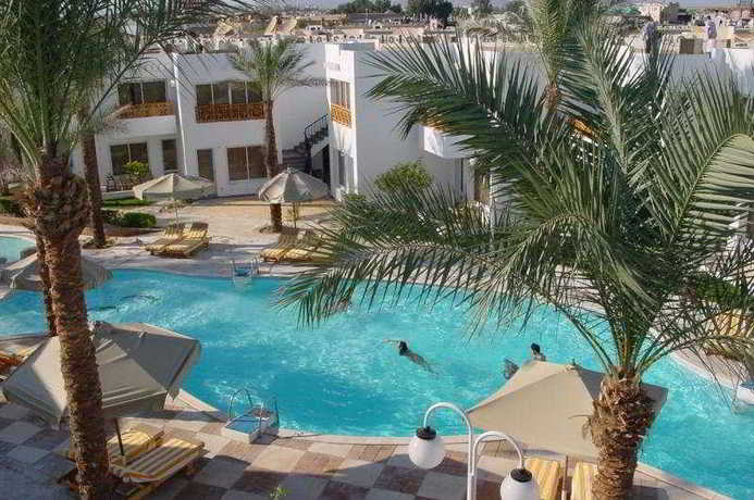 Imagen de la piscina del Hotel Le Mirage New Tiran. Foto 13