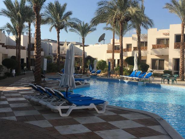 Imagen de la piscina del Hotel Le Mirage New Tiran. Foto 14