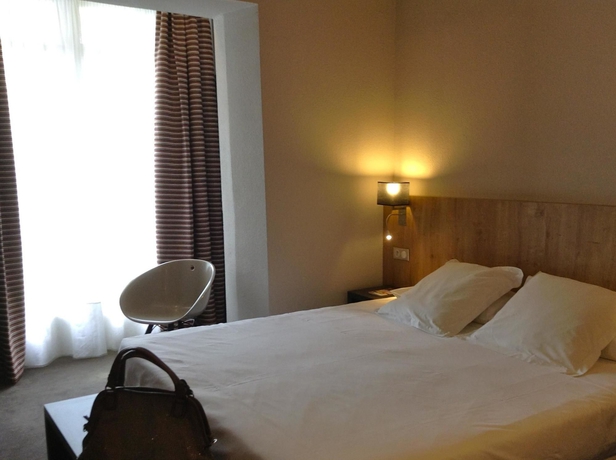 Imagen de la habitación del Hotel Le Miramont Rest. Des Petits Pois Sont Rouge. Foto 5