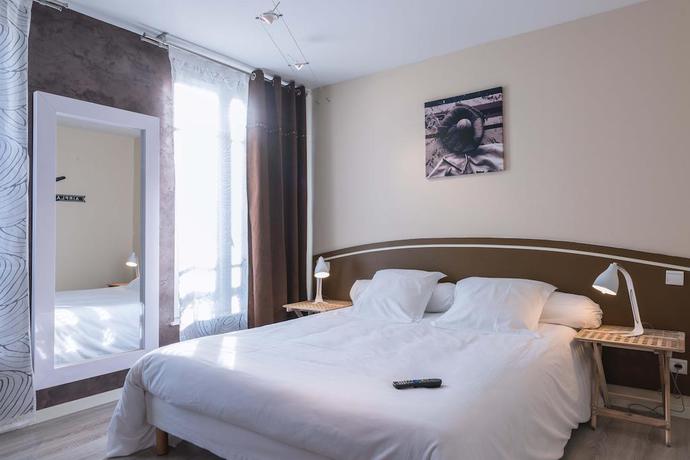 Imagen de la habitación del Hotel Le Miredames. Foto 4