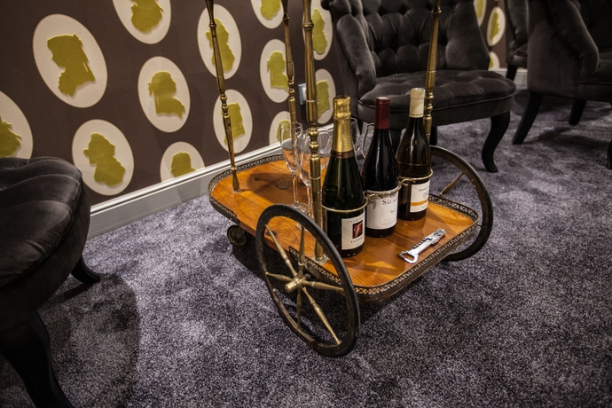 Imagen de los interiores del Hotel Le Mireille. Foto 18