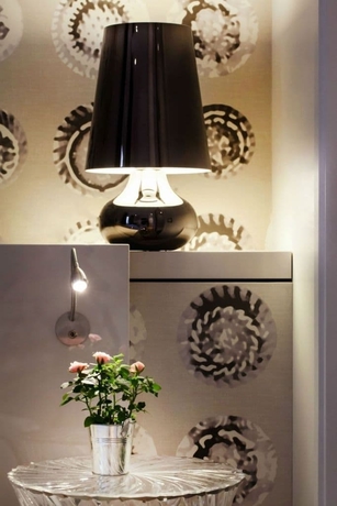 Imagen de la habitación del Hotel Le Mireille. Foto 9