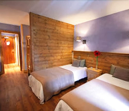 Imagen de la habitación del Hotel Le Monal. Foto 8