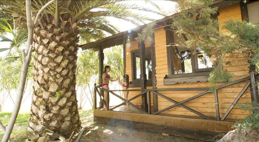 Imagen de la habitación del Hotel Le Monde Beach Resort and Spa. Foto 8