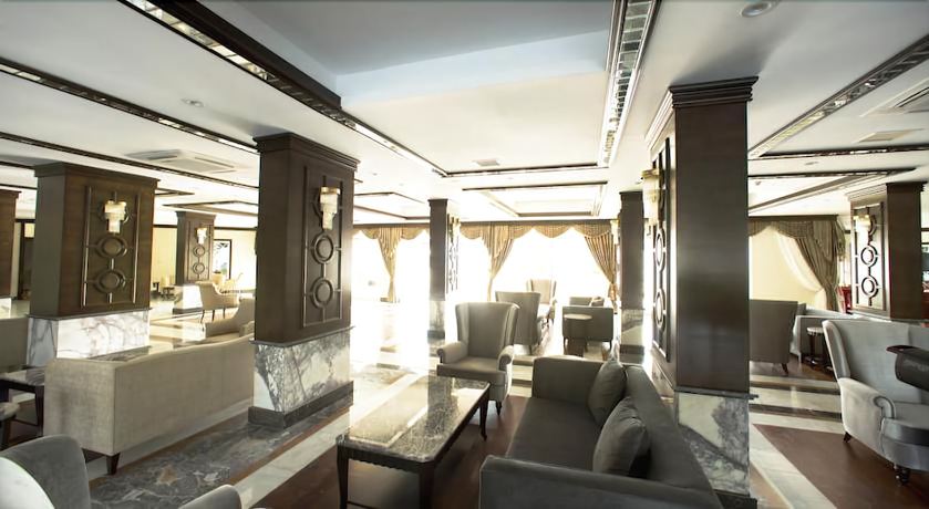 Imagen de los interiores del Hotel Le Monde Beach Resort and Spa. Foto 13