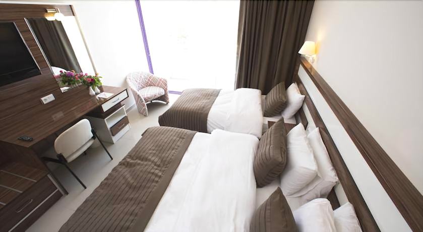 Imagen de la habitación del Hotel Le Monde Beach Resort and Spa. Foto 9