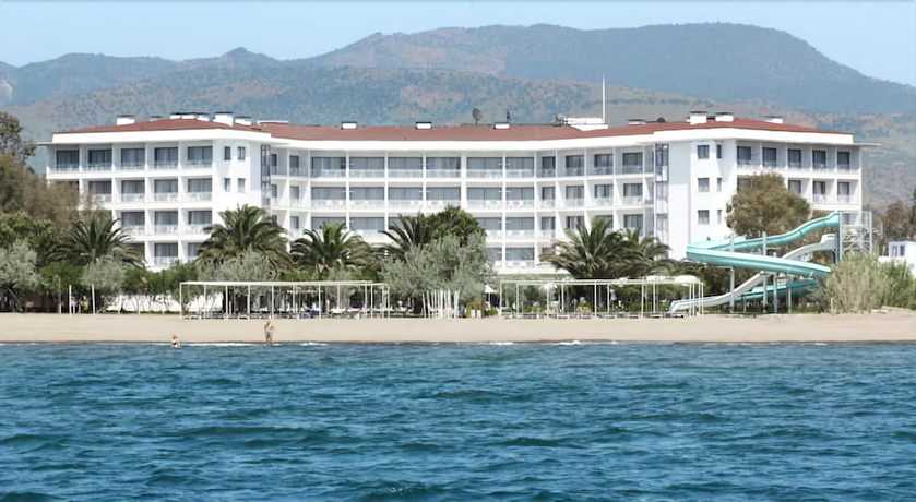 Imagen general del Hotel Le Monde Beach Resort and Spa. Foto 1