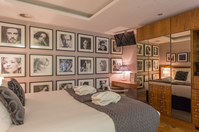 Imagen de la habitación del Hotel Le Monde. Foto 3