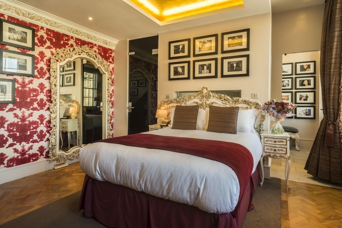 Imagen de la habitación del Hotel Le Monde. Foto 5