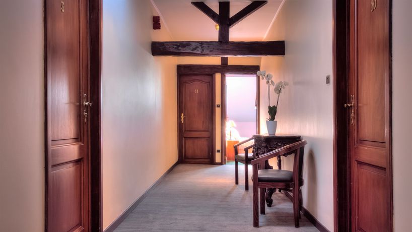 Imagen del bar/restaurante del Hotel Le Monte Cristo. Foto 2