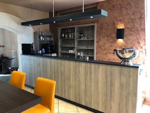 Imagen del bar/restaurante del Hotel Le Montloire. Foto 8