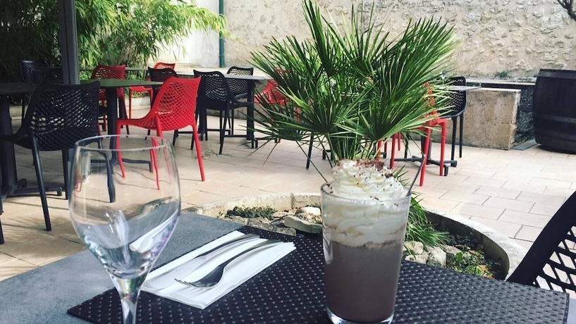 Imagen de los exteriores del Hotel Le Montloire. Foto 17