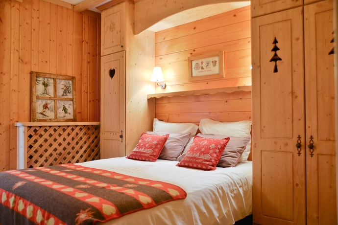 Imagen de la habitación del Hotel Le Morillon. Foto 10