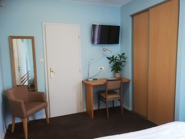 Imagen de la habitación del Hotel Le Moschenross. Foto 7
