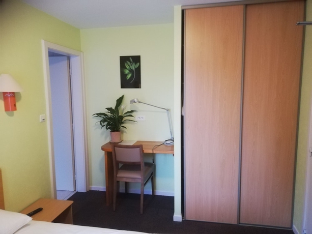 Imagen de la habitación del Hotel Le Moschenross. Foto 14