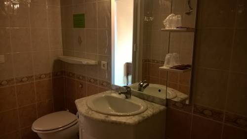 Imagen de la habitación del Hotel Le Moulin De La Renne. Foto 9