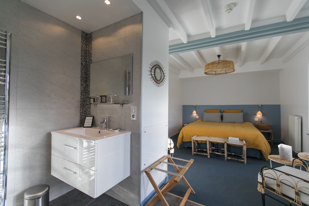 Imagen de la habitación del Hotel Le Moulin De L'abbaye. Foto 7