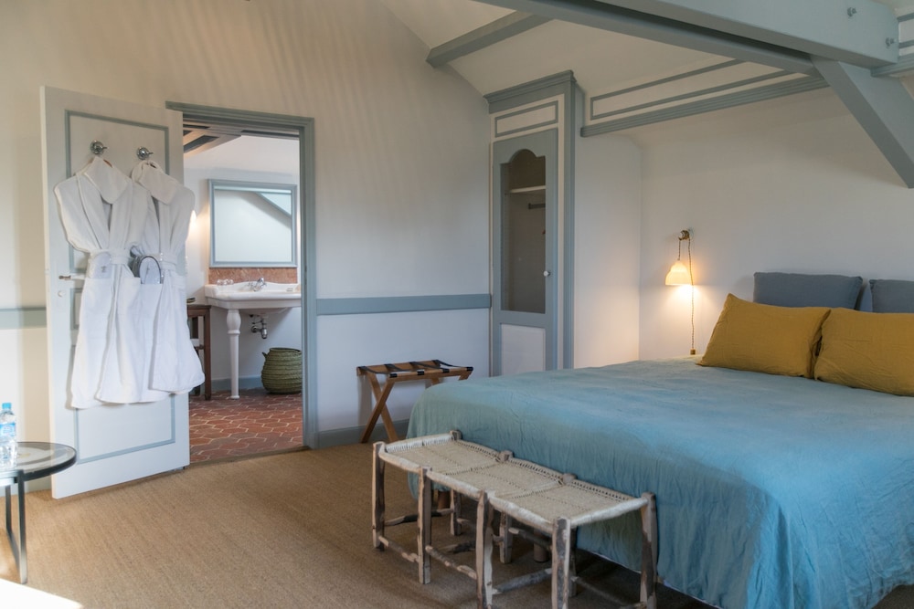 Imagen de la habitación del Hotel Le Moulin De L'abbaye. Foto 12