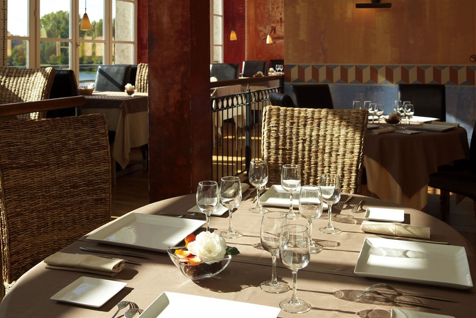 Imagen del bar/restaurante del Hotel Le Moulin De Moissac and Spa. Foto 6