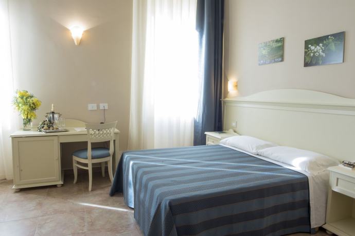 Imagen de la habitación del Hotel Le Muse. Foto 8