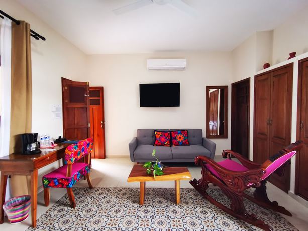 Imagen de la habitación del Hotel Le Muuch. Foto 6