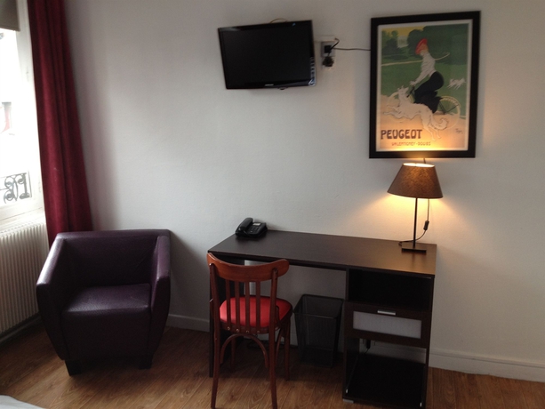 Imagen de los interiores del Hotel Le Napoleon. Foto 9