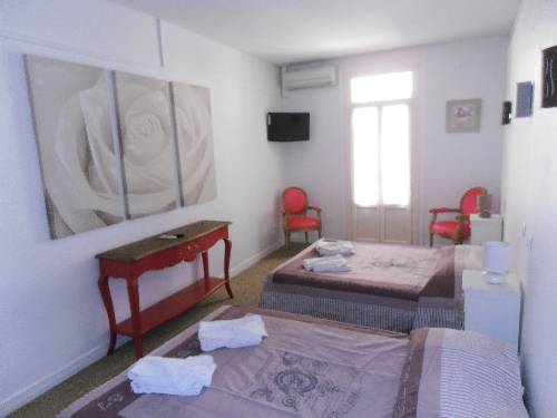 Imagen de la habitación del Hotel Le National, S&egrave;te. Foto 3