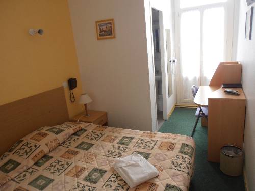 Imagen de la habitación del Hotel Le National, S&egrave;te. Foto 7