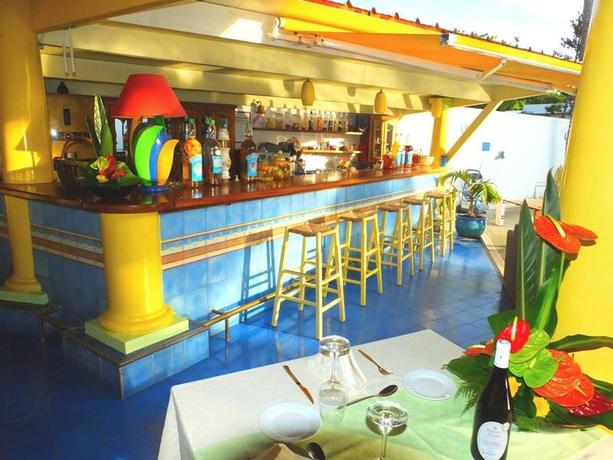Imagen del bar/restaurante del Hotel Le Nautile Beach. Foto 3