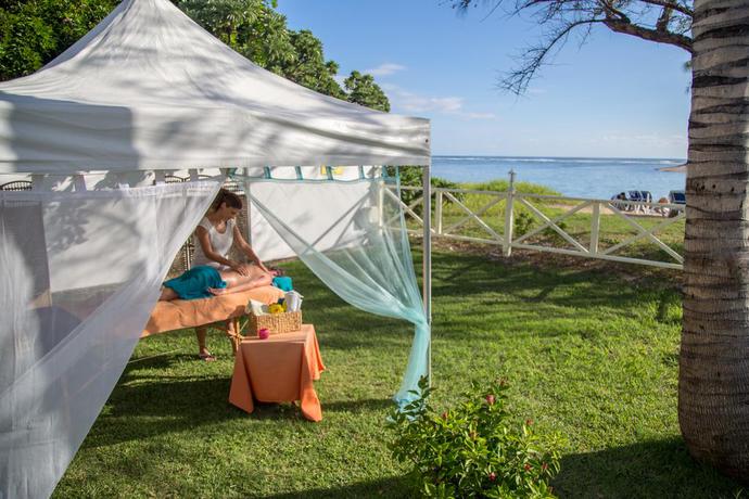 Imagen de los exteriores del Hotel Le Nautile Beach. Foto 5