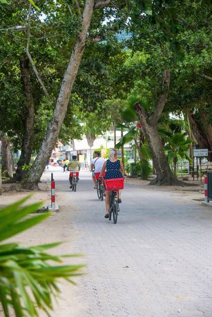 Imagen general del Hotel Le Nautique - Luxury Waterfront Hotel. Foto 2