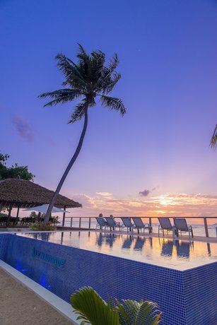 Imagen de la piscina del Hotel Le Nautique - Luxury Waterfront Hotel. Foto 20